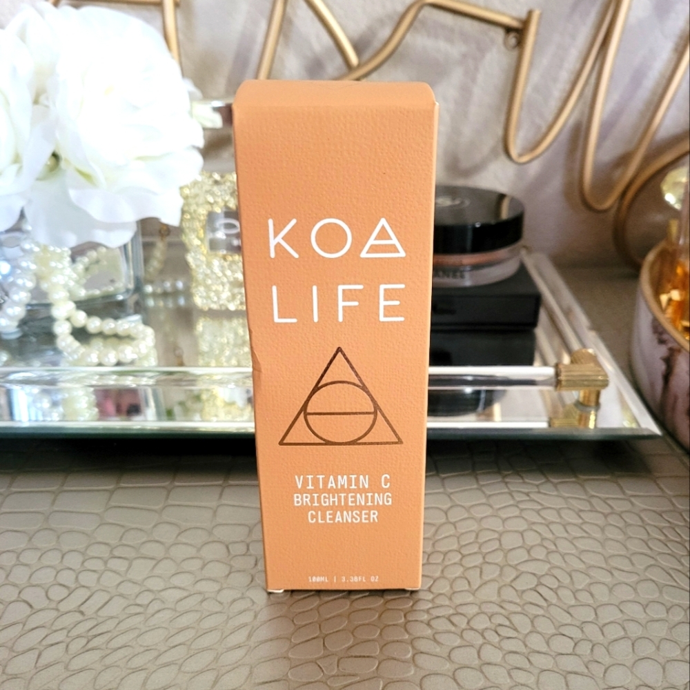 NIB Koa Life Vitamin C Brightening Cleanser